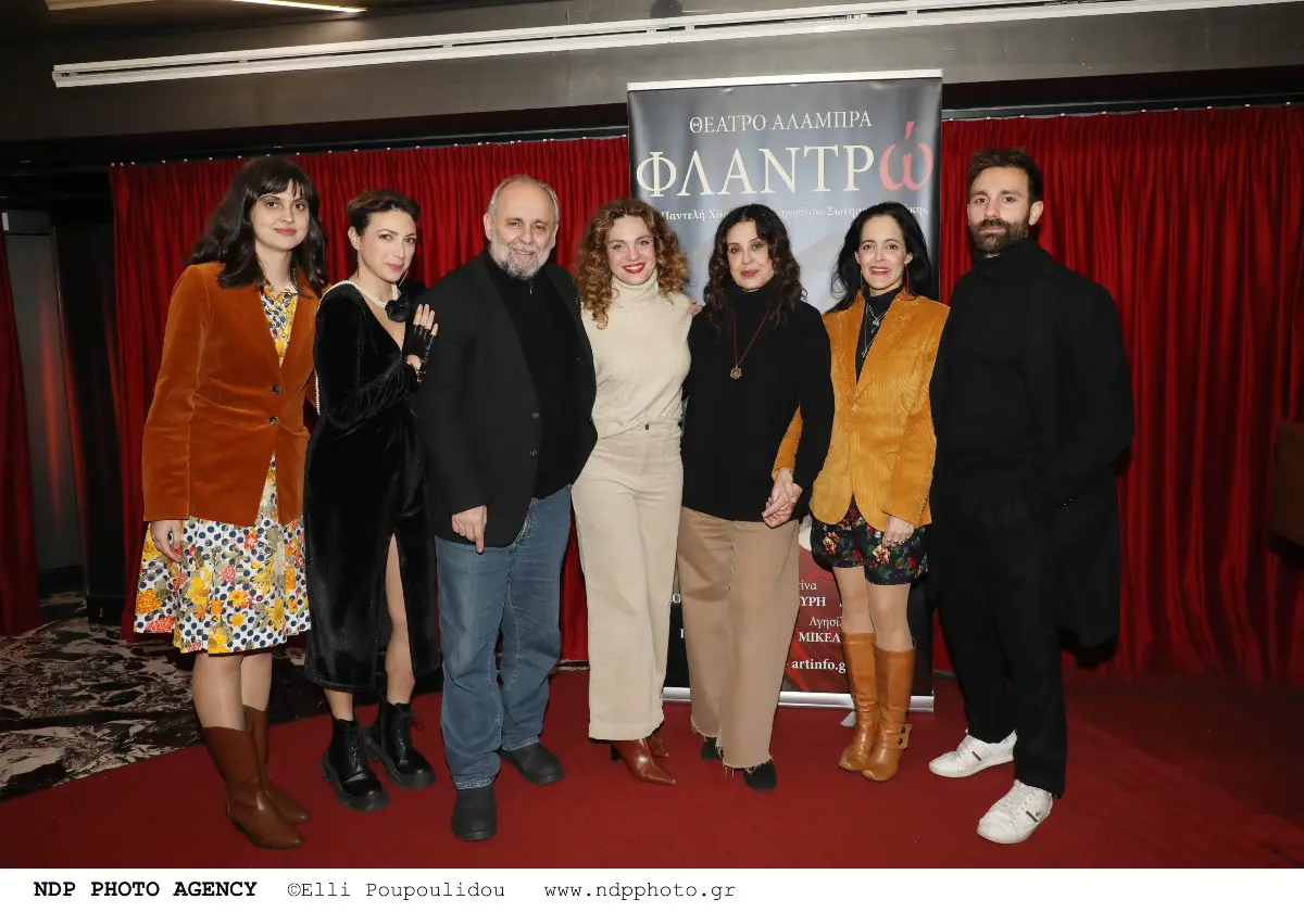 Μαρία Τζομπανάκη: Ασυνήθιστη έξοδος με τον σύζυγό της, Γιάννη Βάλβη – Γιατί είχαν να συναντηθούν 2 μήνες 6 Η Μαρία Τζομπανάκη στην πρεμιέρα της