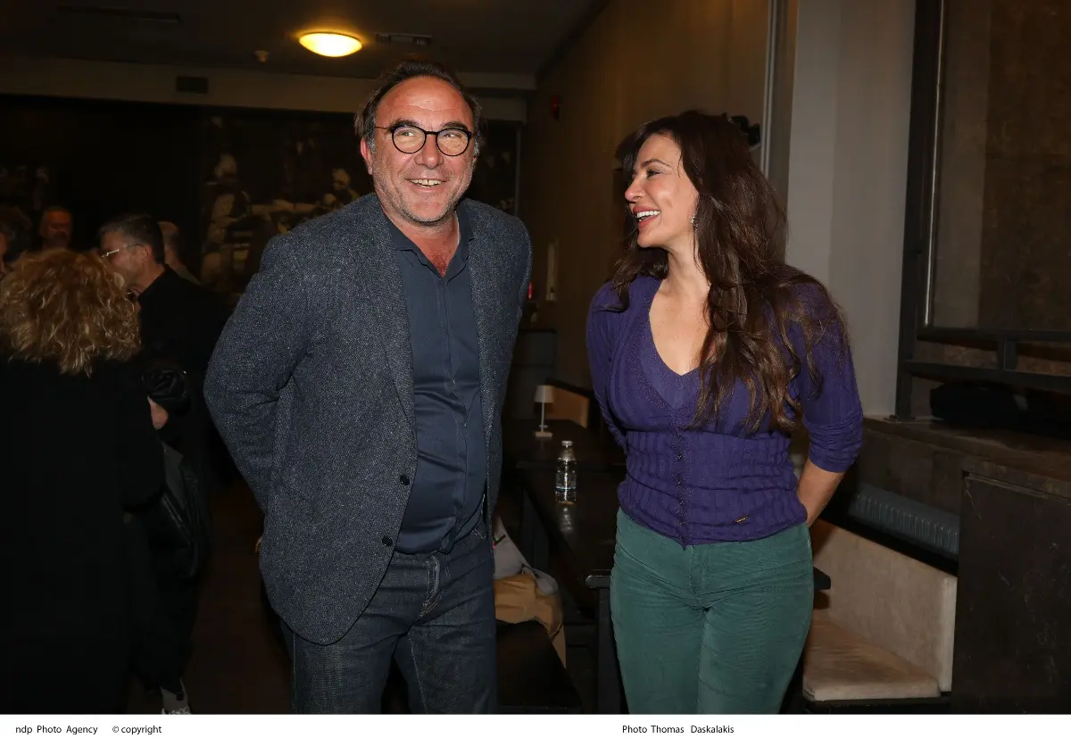 Δήμητρα Ματσούκα: Ο Πέτρος Κόκκαλης και η μητρότητα – «Τα γεγονότα είναι και κάπως τυχαία» 4 Η Ματσούκα και ο Κόκκαλης αγκαλιά