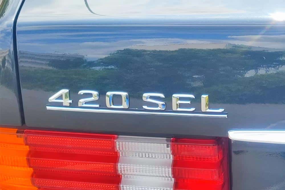 Mercedes S-Class με… σεμέν και χαλιά στην τιμή ενός μικρού SUV 15 Mercedes-S-Class-W126-420SEL-5