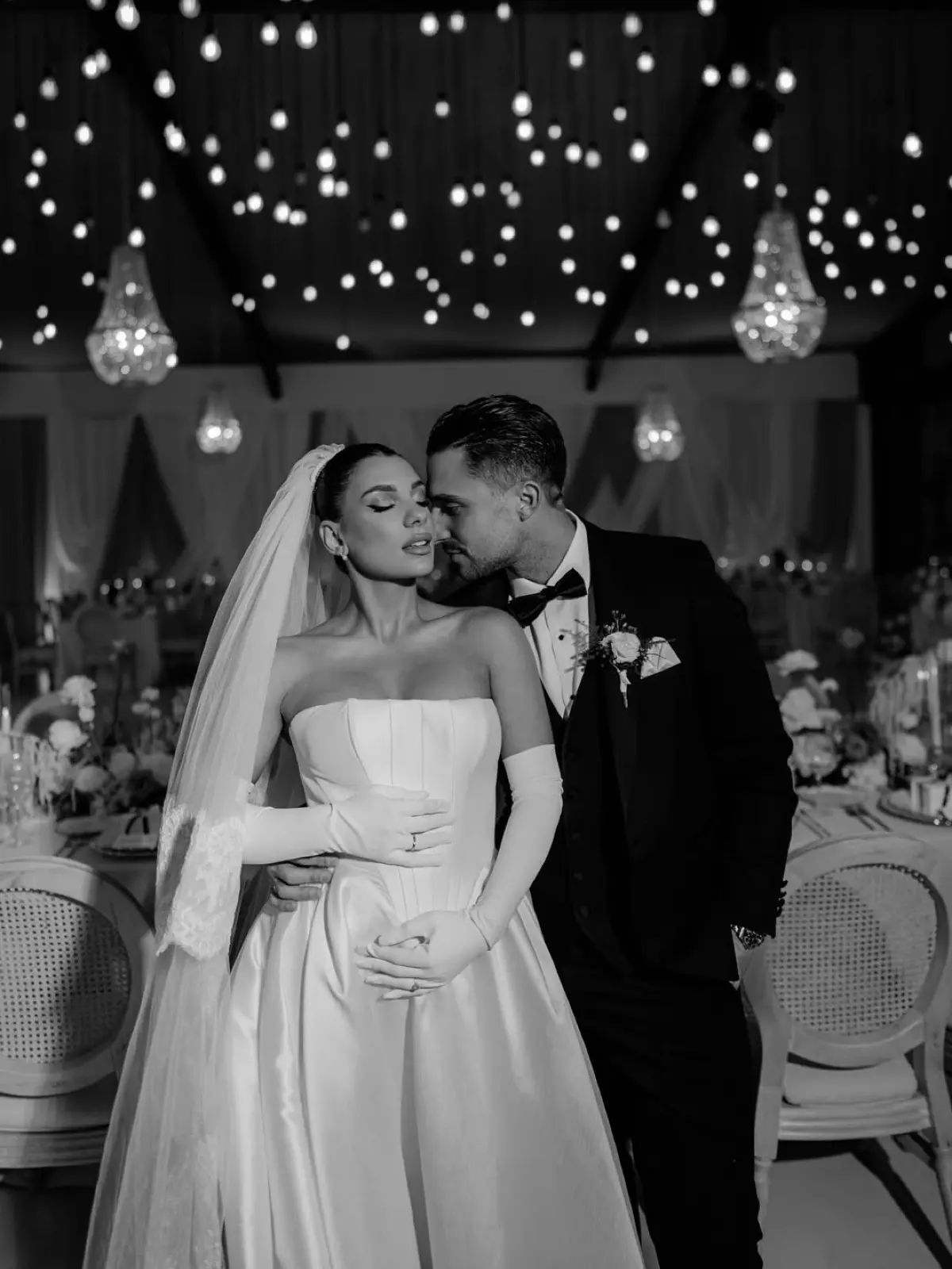 Σάκης Κατσούλης & Μαριαλένα Ρουμελιώτη: «Αιώνια ενωμένοι» – Το μαγευτικό άλμπουμ του γάμου τους 11 Σάκης Κατσούλης, Μαριαλένα Ρουμελιώτη γάμος