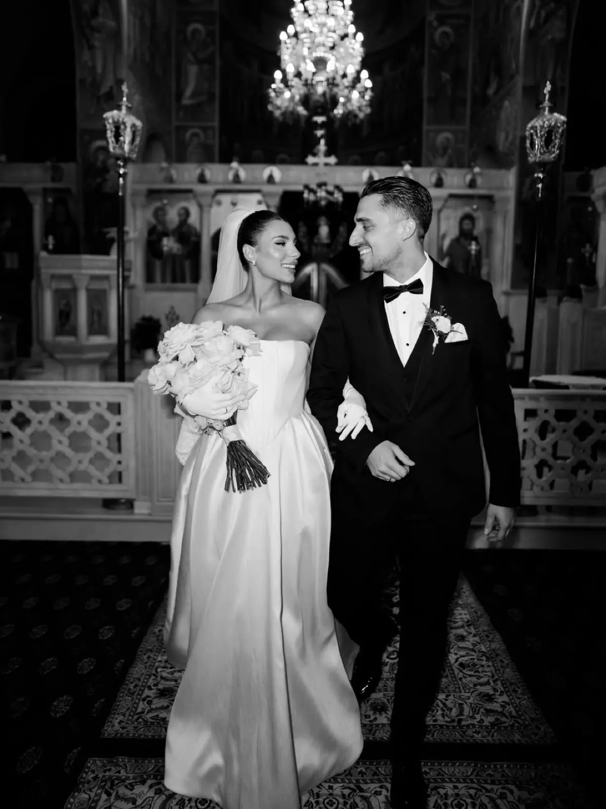 Σάκης Κατσούλης & Μαριαλένα Ρουμελιώτη: «Αιώνια ενωμένοι» – Το μαγευτικό άλμπουμ του γάμου τους 8 Σάκης Κατσούλης, Μαριαλένα Ρουμελιώτη γάμος