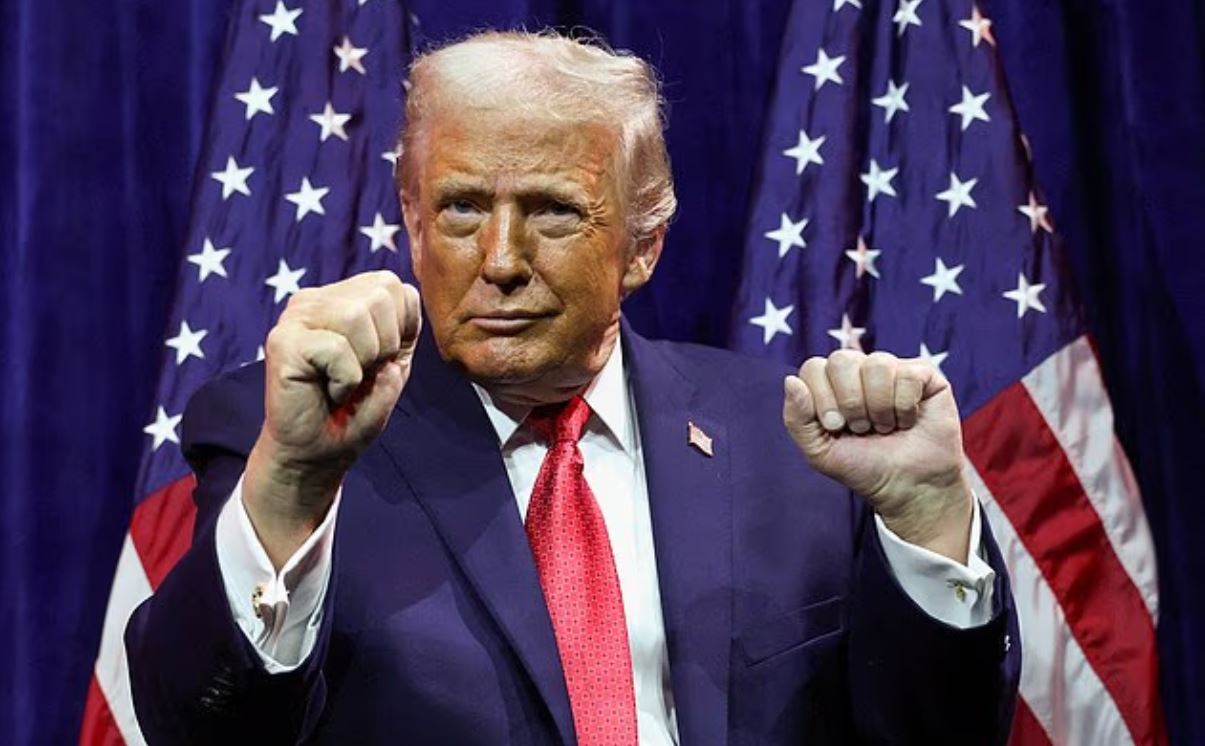 Μακρόν: Κατηγορεί τις υπερδυνάμεις για νεοαποικιακή επιθετικότητα και επιθυμία να διαμοιράσουν τον κόσμο – Η αντίδραση στον Τραμπ 2 Μακρόν: Κατηγορεί τις υπερδυνάμεις για νεοαποικιακή επιθετικότητα και επιθυμία να διαμοιράσουν τον κόσμο – Η αντίδραση στον Τραμπ