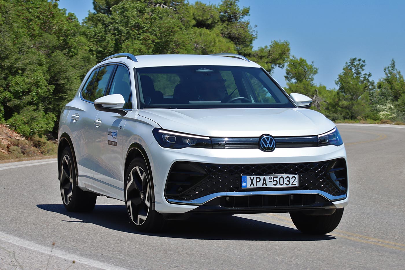 Το αυτοκίνητο που «εκθρονίζει» τα SUV στις πωλήσεις στην Ευρώπη 8 VW-Tiguan-eHybrid