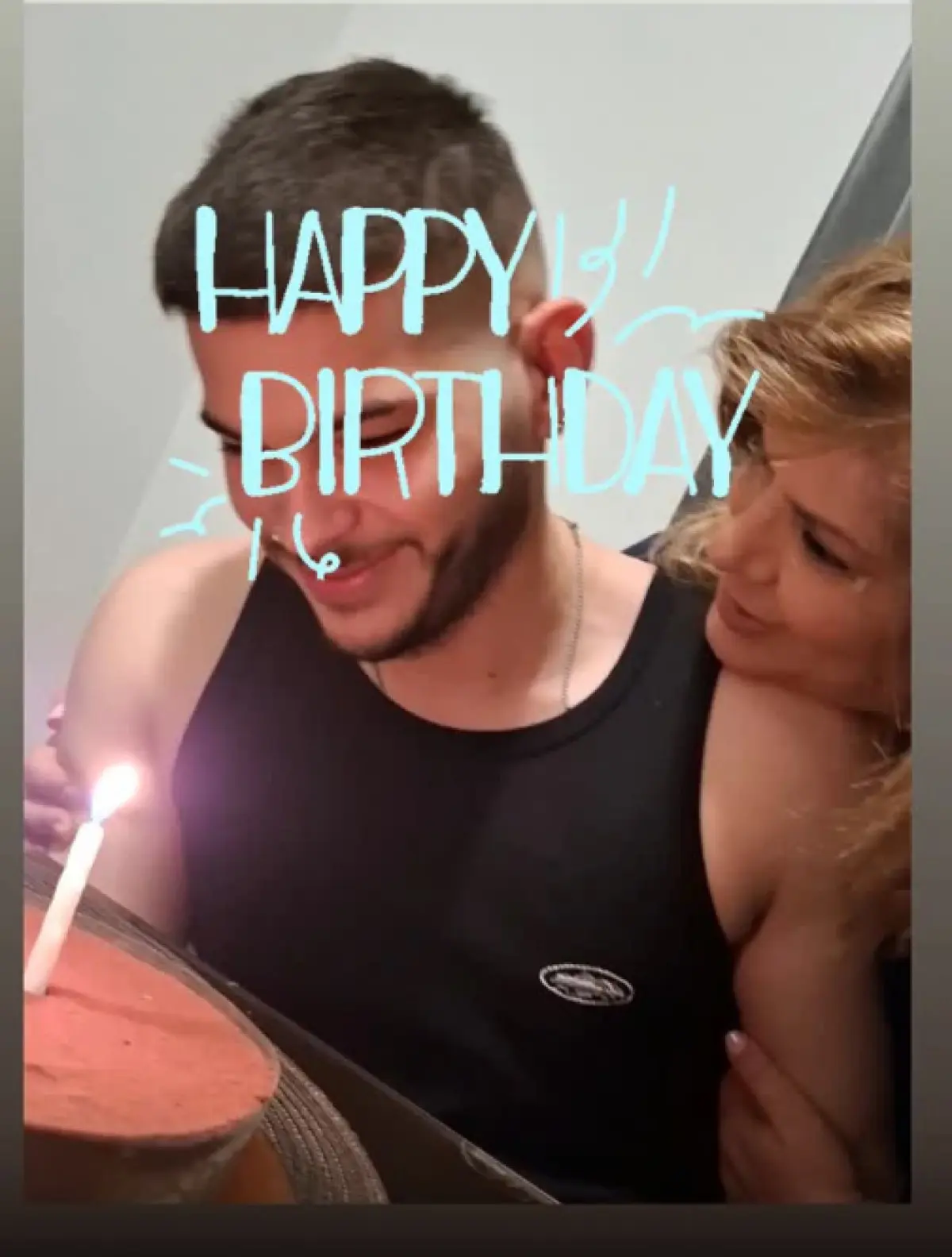 Η Βάσια Παναγοπούλου με τον γιο της