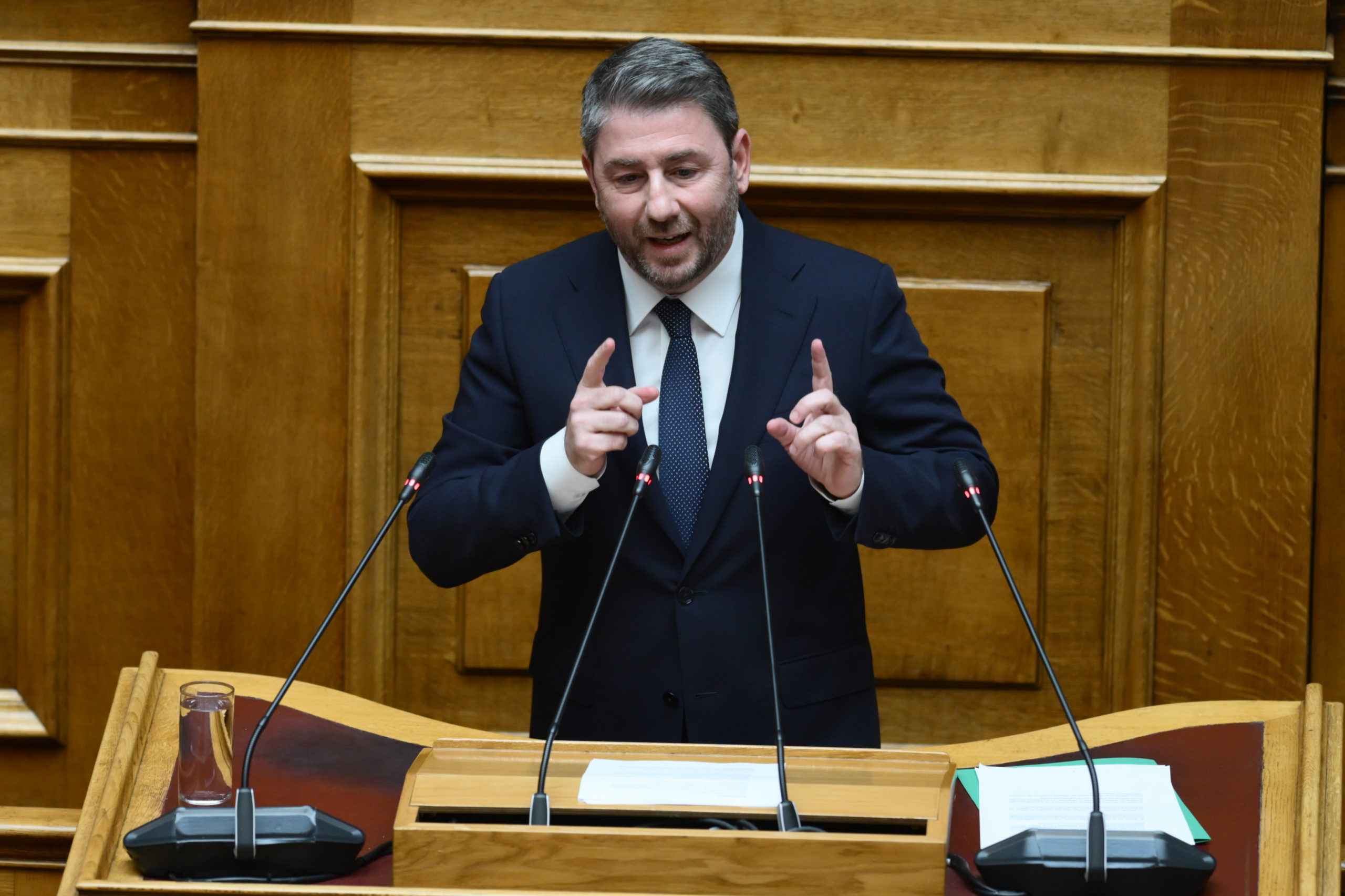 Ανδρουλάκης: «Ξεχάστε τα ψευτοδιλήμματα, είτε προσφέρετε λύσεις είτε φέρετε πλήρη ευθύνη για την καταστροφή του πρωτογενούς τομέα»