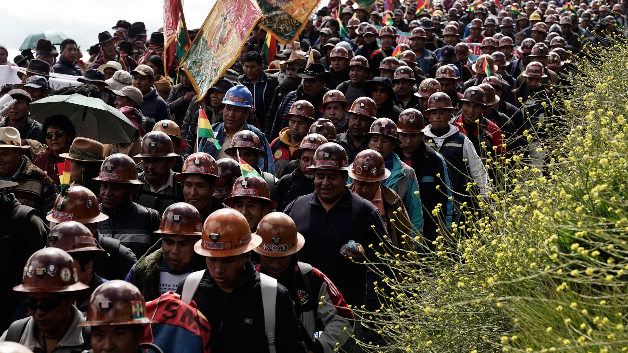 Βολιβία: Πορεία κατά της κατάργησης της επιδότησης καυσίμων