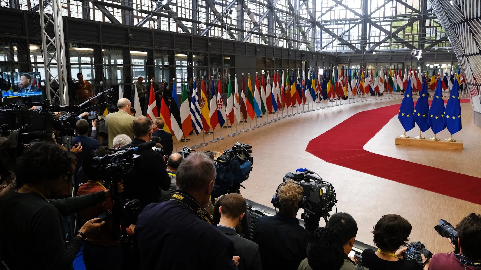 Σύνοδος Κορυφής: Ισχυρό μήνυμα συνοχής από τους 27 – Ξεκάθαρη υποστήριξη σε Δανία και Γροιλανδία – Αμφιλεγόμενο το «Συμβούλιο για την Ειρήνη»