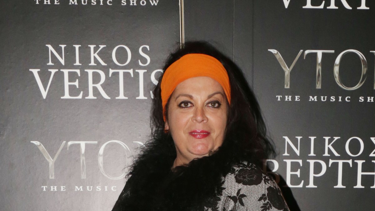 Εκμεκτσίογλου: Επέστρεψε στην κουζίνα μετά τη σοβαρή περιπέτεια υγείας – «Η θεραπεία συνεχίζεται»