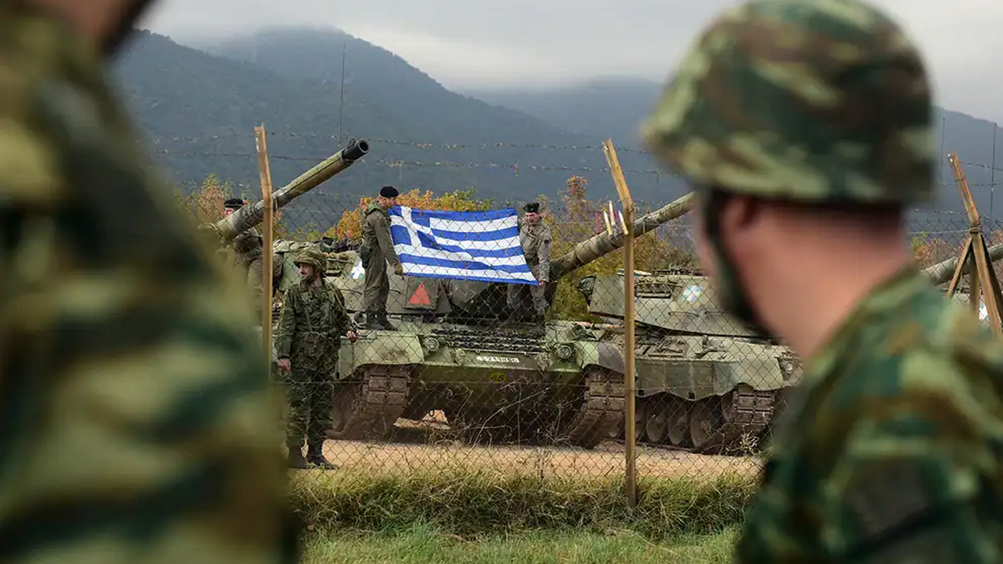 Επείγουσες κρίσεις Συνταγματαρχών Όπλων στον Στρατό Ξηράς