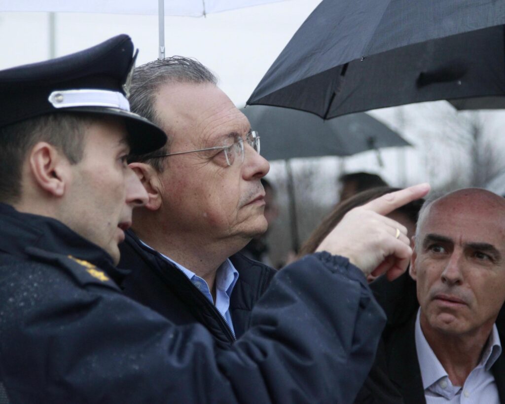 Φάμελλος από τα Τρίκαλα: «Η κυβέρνηση προσπαθεί να κρύψει την αλήθεια και να συγκαλύψει τις ευθύνες της»