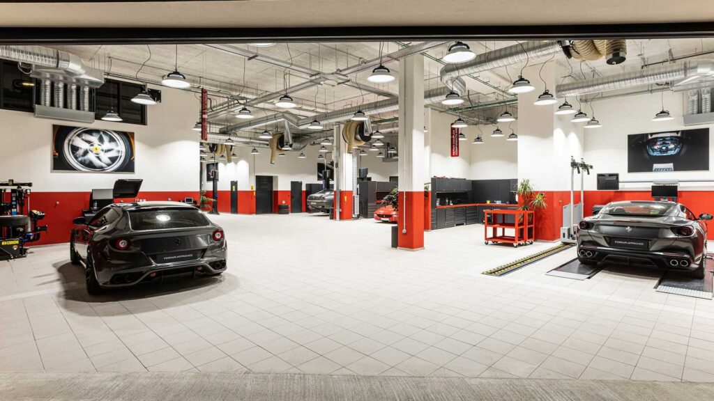 Οι νέες εγκαταστάσεις της Ferrari άνοιξαν τώρα στην Αθήνα 7 Ferrari Genesis Ελλάδα