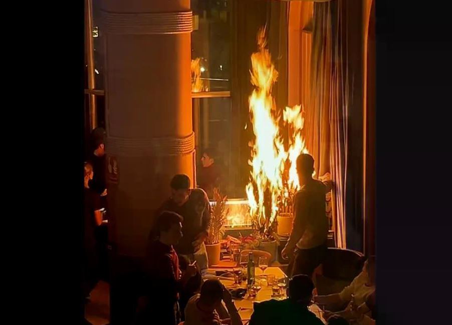 Ισπανία: Πυρκαγιά σε εστιατόριο στη Μαδρίτη δύο εβδομάδες μετά την τραγωδία στο Κραν Μοντανά – Αιτία τα εσωτερικά βεγγαλικά – ΒΙΝΤΕΟ
