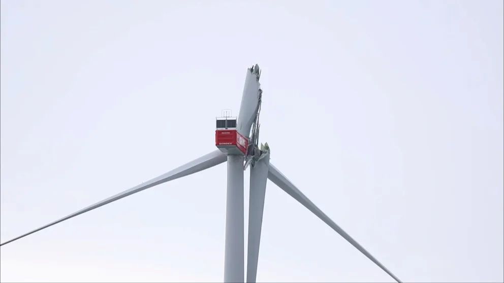 Γερμανία: Απειλή αποκόλλησης πτερυγίου ανεμογεννήτριας – Κλειστό τμήμα του αυτοκινητοδρόμου Α44