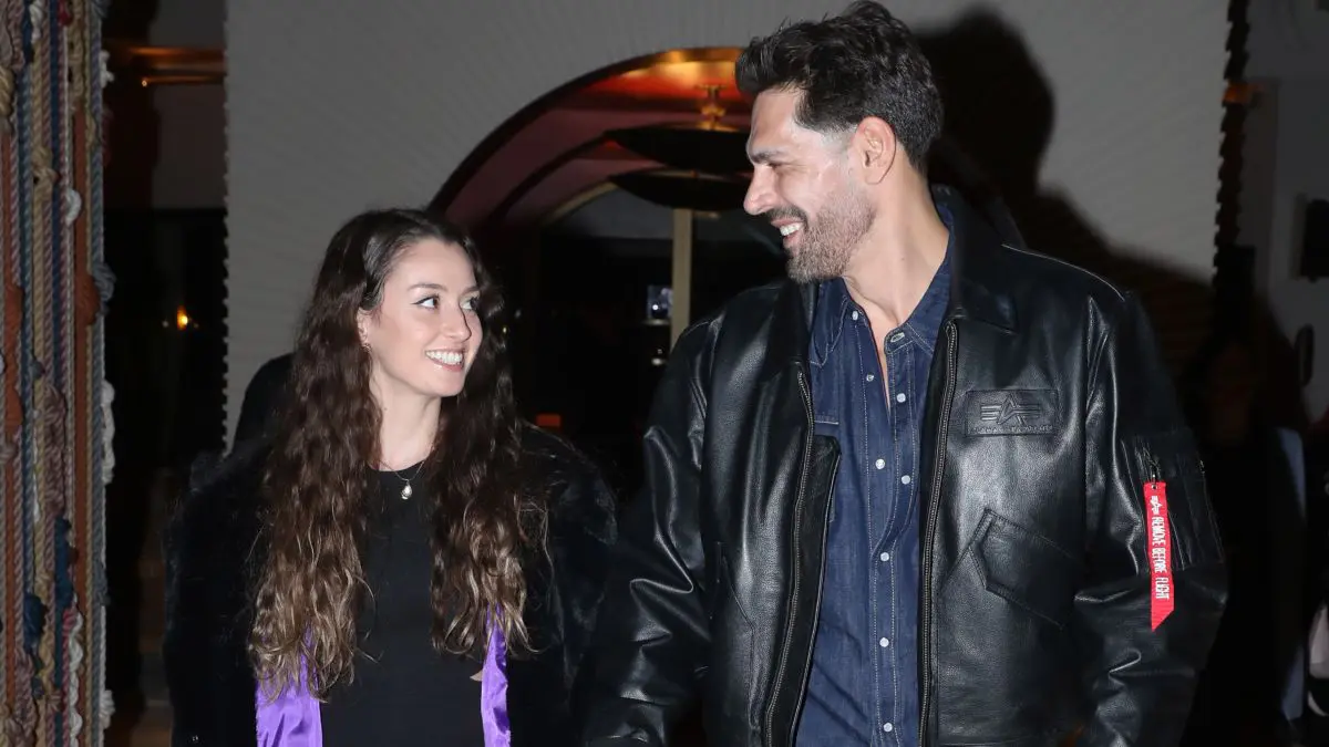 Ο Γιάννης Σπαλιάρας με τη σύντροφό του, Αγγελική.