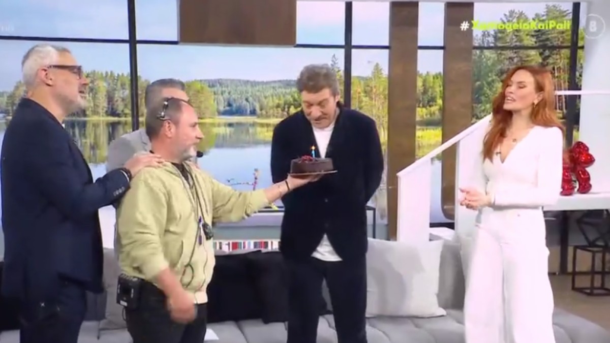 Γενέθλια για τον Γιάννη Στάνκογλου: Έσβησε κεράκια ζωντανά στο «Χαμογέλα και Πάλι!» (Βίντεο)