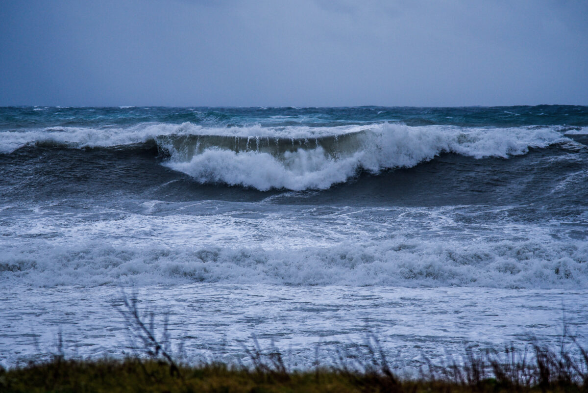 Καιρός σήμερα: Καταιγίδες, βροχές και χιόνια – Δυνατοί άνεμοι έως 8 μποφόρ στο Αιγαίο