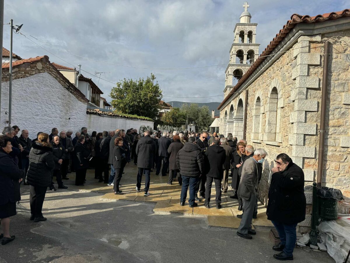 Άστρος: Συγκινητικό «αντίο» στον 53χρονο λιμενικό που χάθηκε στην κακοκαιρία