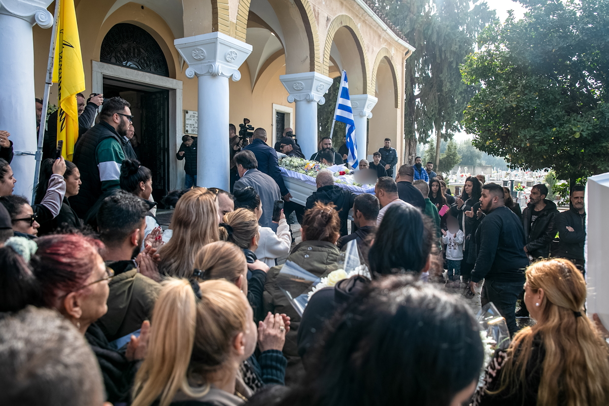 Κηδεία του 30χρονου που ξυλοκοπήθηκε σε νυχτερινό κέντρο στη Πάτρα