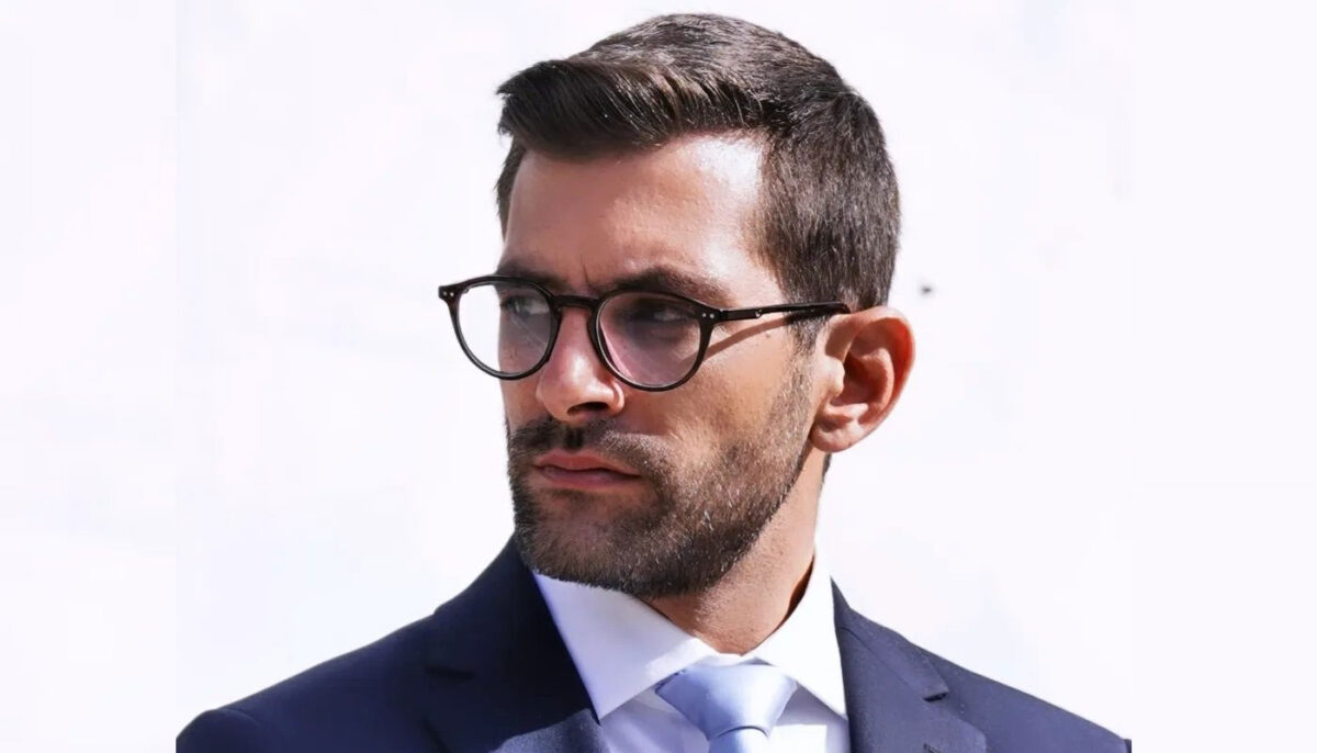 Δήμαρχος Άη Στράτη: «Πάω να νικήσω τον καρκίνο και επιστρέφω» – Η συγκλονιστική εξομολόγηση του 35χρονου Κωνσταντίνου Σινάνη