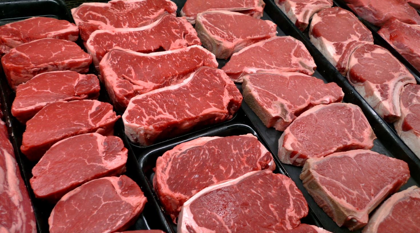 Πόσο αυξήθηκαν οι τιμές των κρεάτων στην Ελλάδα – Τι αποκαλύπτουν τα δεδομένα για τις χώρες της Ευρωζώνης