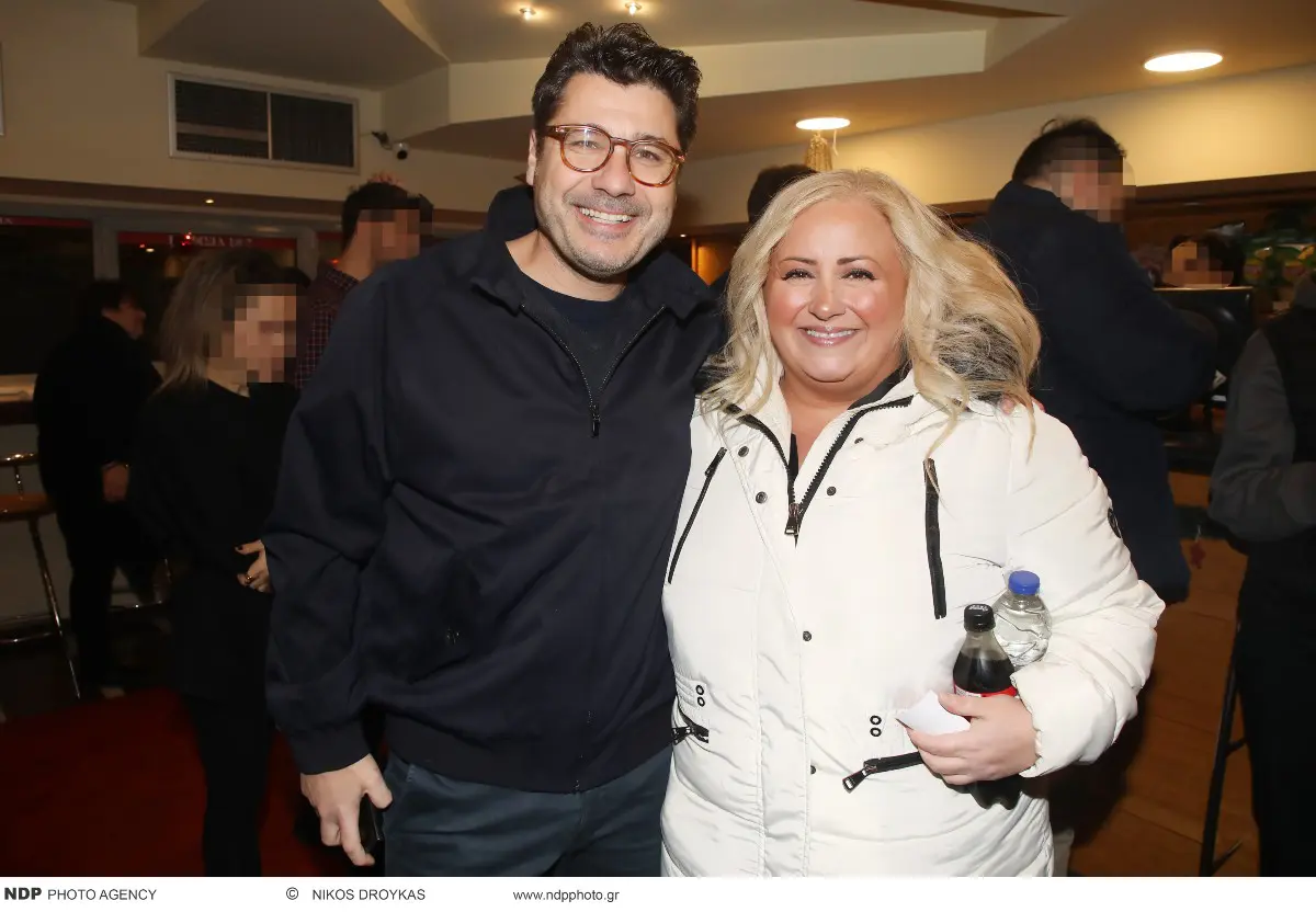 Ρήγας: Οι φρέσκες αποκαλύψεις για την απουσία του από την πρεμιέρα της ταινίας «Τι ψυχή θα παραδώσεις μωρή» 9 Ο Λάμπρος Κωνσταντάρας και η Παρθένα Χοροζίδου στην επίσημη πρεμιέρα της ταινίας «Τι Ψυχή θα Παραδώσεις, Μωρή; – Μέρος Πρώτο»