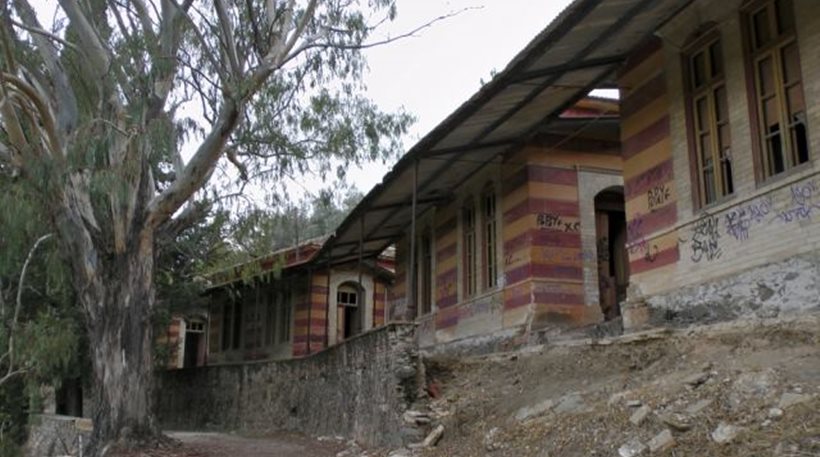 Λεπροκομείο Χίου: Ένα κτίριο με «μυστηριώδη» παρελθόν (φωτό, βίντεο) 5 Λεπροκομείο Χίου: Ένα κτίριο με «μυστηριώδη» παρελθόν (φωτό, βίντεο)