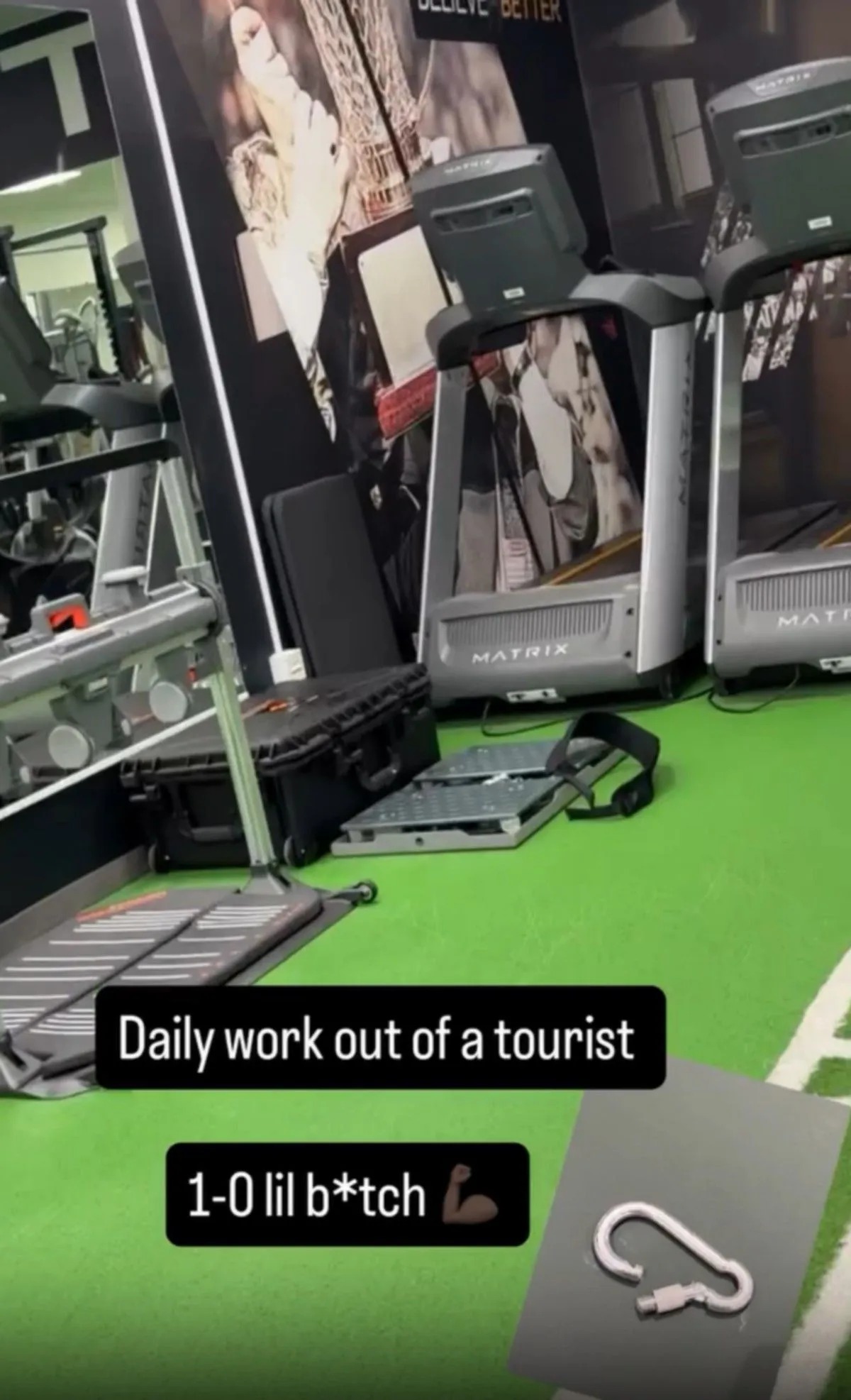 Ο Ματίας Λεσόρ απαντά σε οπαδό που τον αποκάλεσε τουρίστα: «Η ρουτίνα άσκησης ενός τουρίστα»