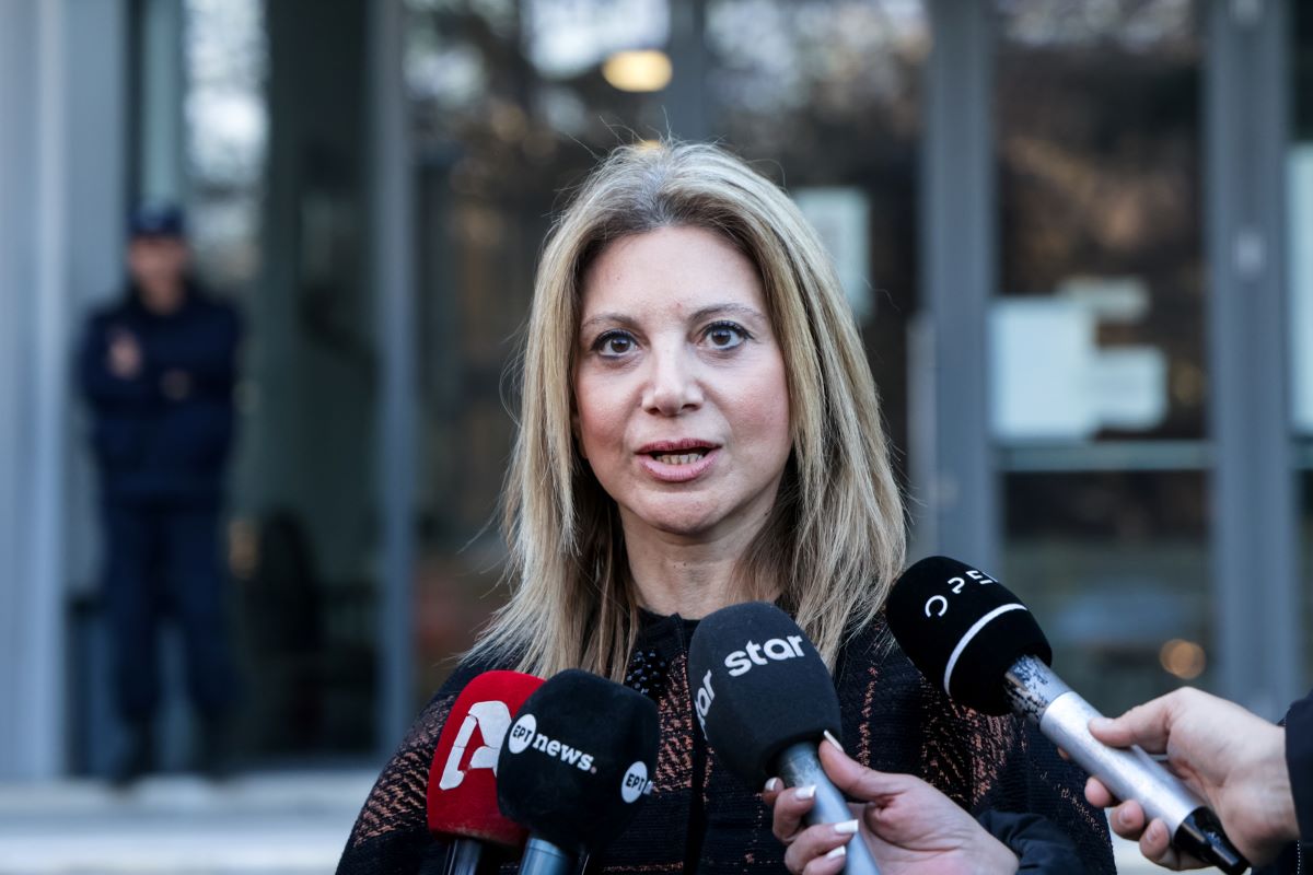 Στέλιος Σούρλας: «Πρόκειται για μια φρικτή, ξεκάθαρη εν ψυχρώ δολοφονία» δηλώνει ο δικηγόρος της Μαρίας Καρυστιανού σχετικά με τις αμβλώσεις