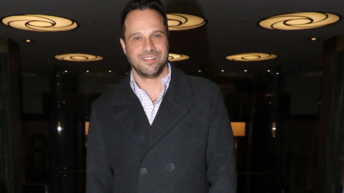 Ο Μέμος Μπέγνης σε δημόσια έξοδό του