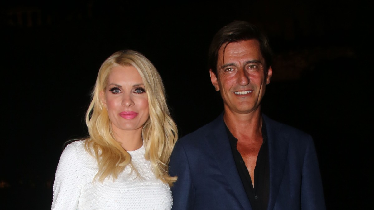 Ελένη Μενεγάκη: Ακολούθησε unfollow στον Θοδωρή Κουτσογιαννόπουλο στο Instagram