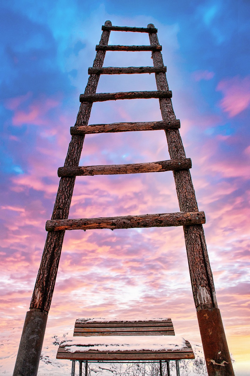 «Η πιο ανατριχιαστική σκάλα» στην Ιαπωνία κατακτά το διαδίκτυο: ΦΩΤΟ