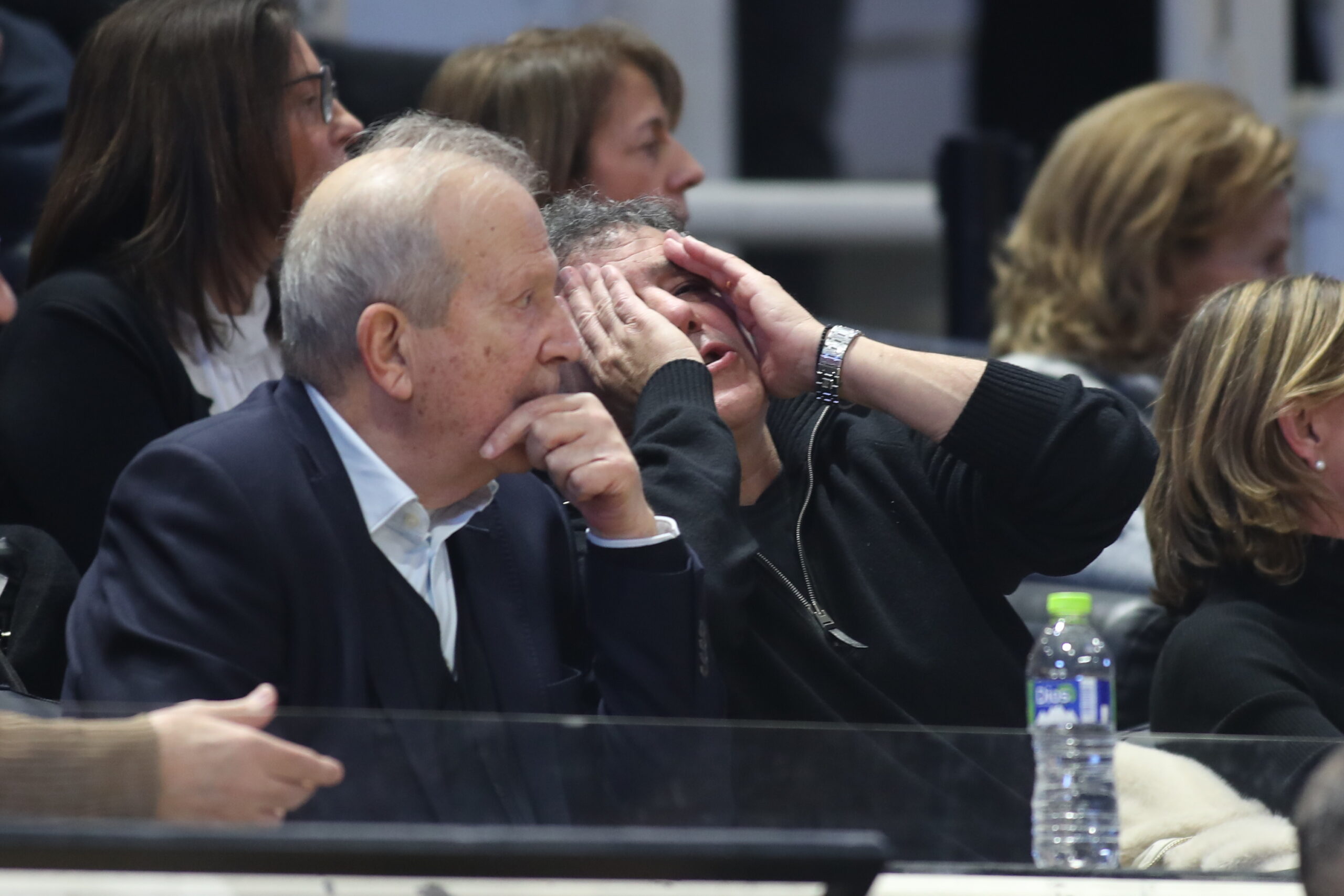 Ο Αριστοτέλης Μυστακίδης παρακολούθησε το ΠΑΟΚ – Παναθηναϊκός και αντέδρασε εντυπωσιακά στην εξέδρα