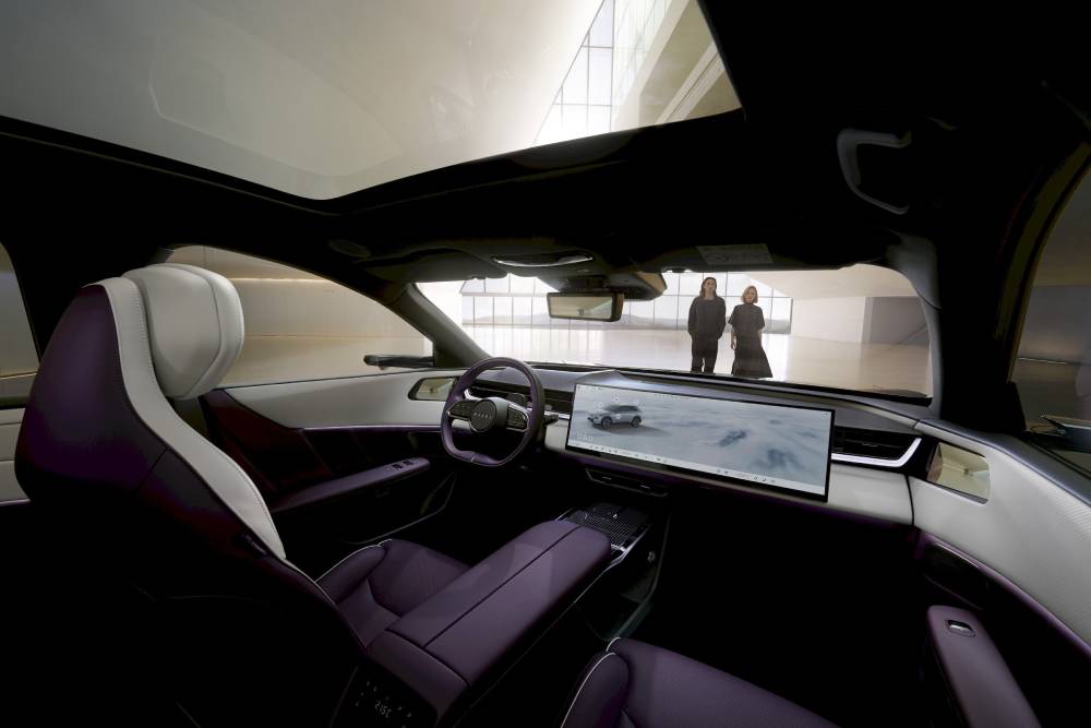 Καινοτόμο ηλεκτρικό Mazda CX-6e για την Ευρώπη