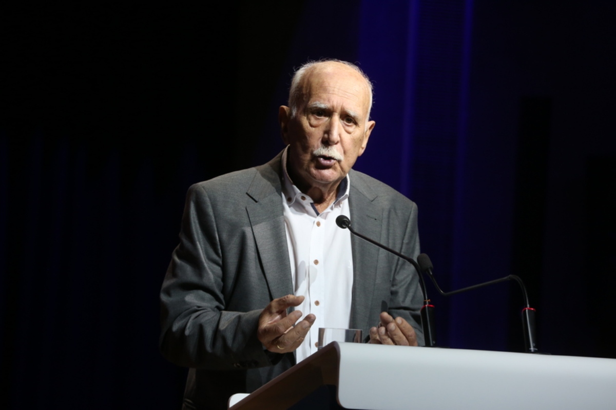 Γιώργος Παπαδάκης: Η συγκινητική ανάρτηση του ανιψιού και συνεργάτη του, Αντώνη – Έζησα περισσότερα χρόνια με τον θείο μου, παρά με τον πατέρα μου