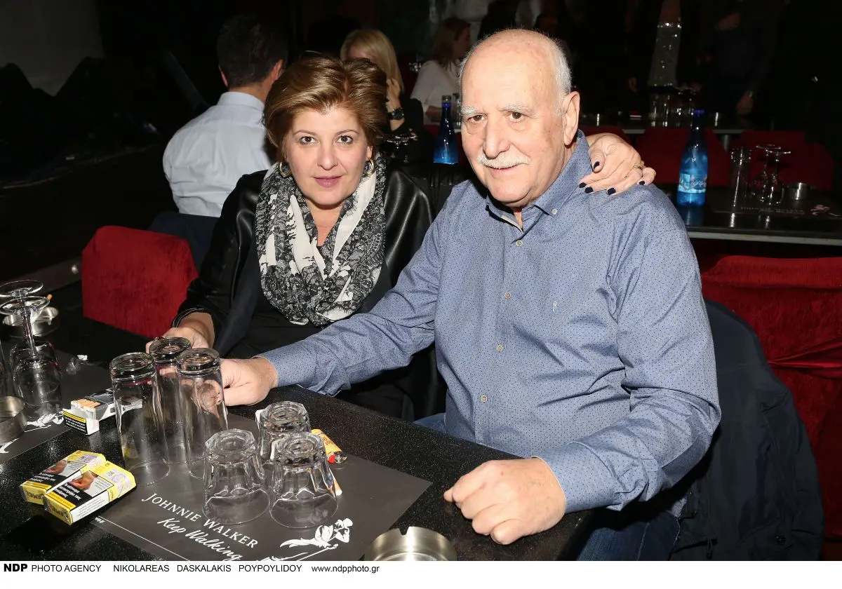 Παπαδάκης σύζυγος