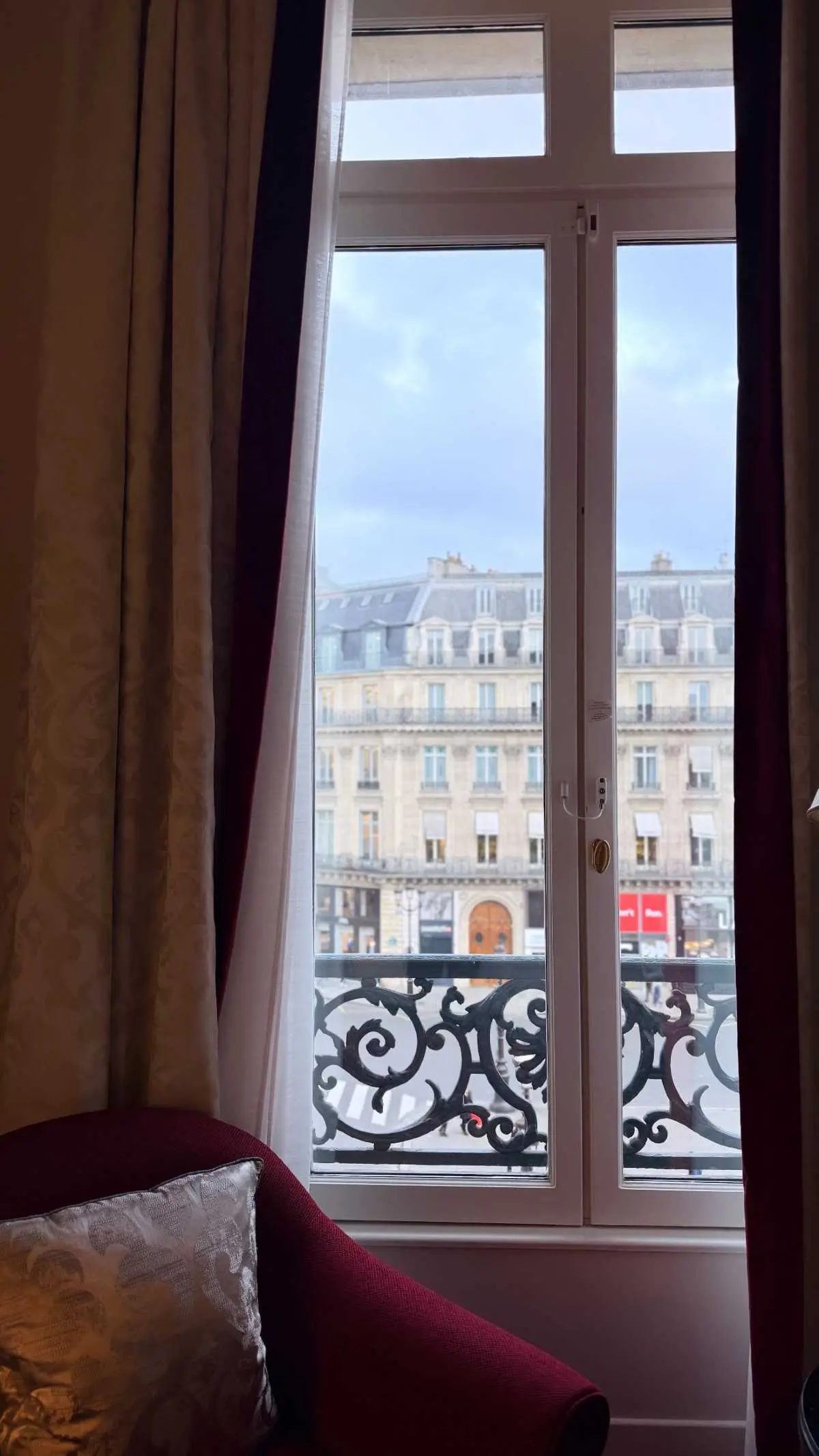 Λιάγκας Αντωνά Παρίσι