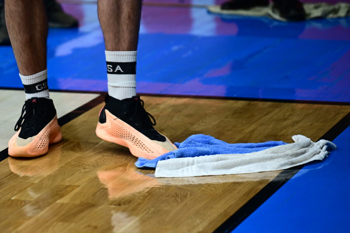 Νερά από την οροφή στο γήπεδο Περιστερίου Betsson – Αναβολή στο τζάμπολ με Σαραγόσα