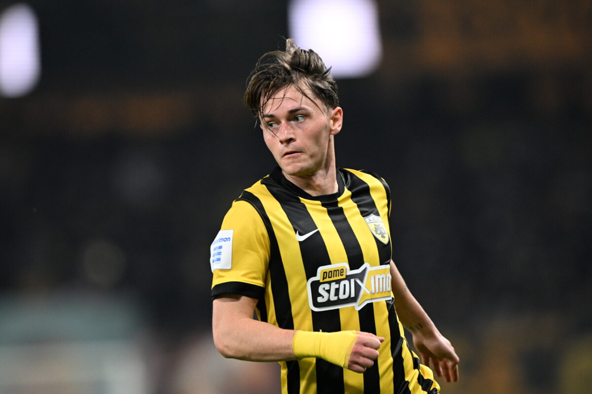 Daily Mail: «Η ΑΕΚ αρνήθηκε προσφορά 3,5 εκατομμυρίων ευρώ για τον Τζέιμς Πενράις από τη Ρέιντζερς»