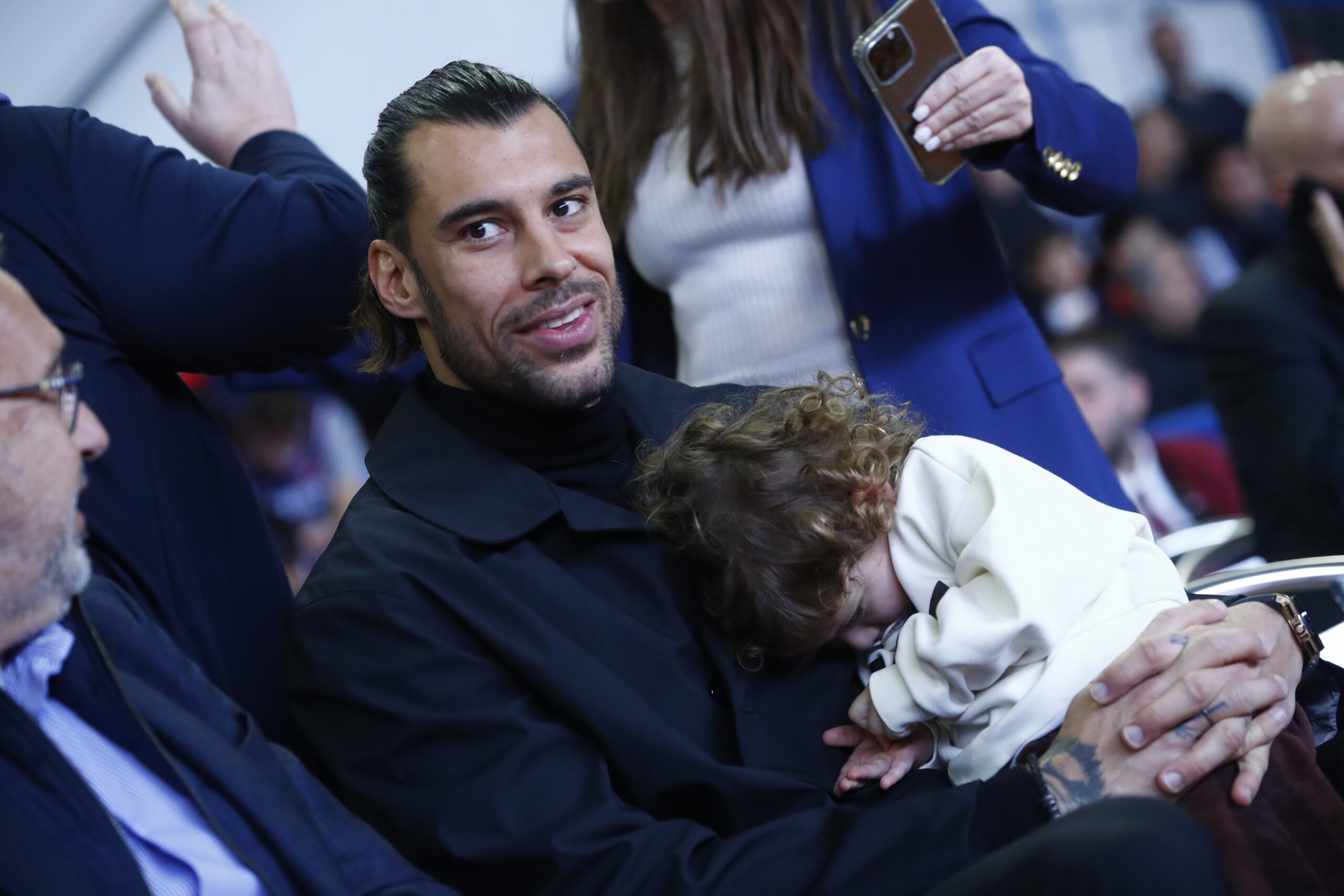 Το κλειστό του Αγίου Δημητρίου μετονομάστηκε σε «Γιώργος Πρίντεζης» – «Οι στιγμές της αρχής είναι αυτές που μένουν»