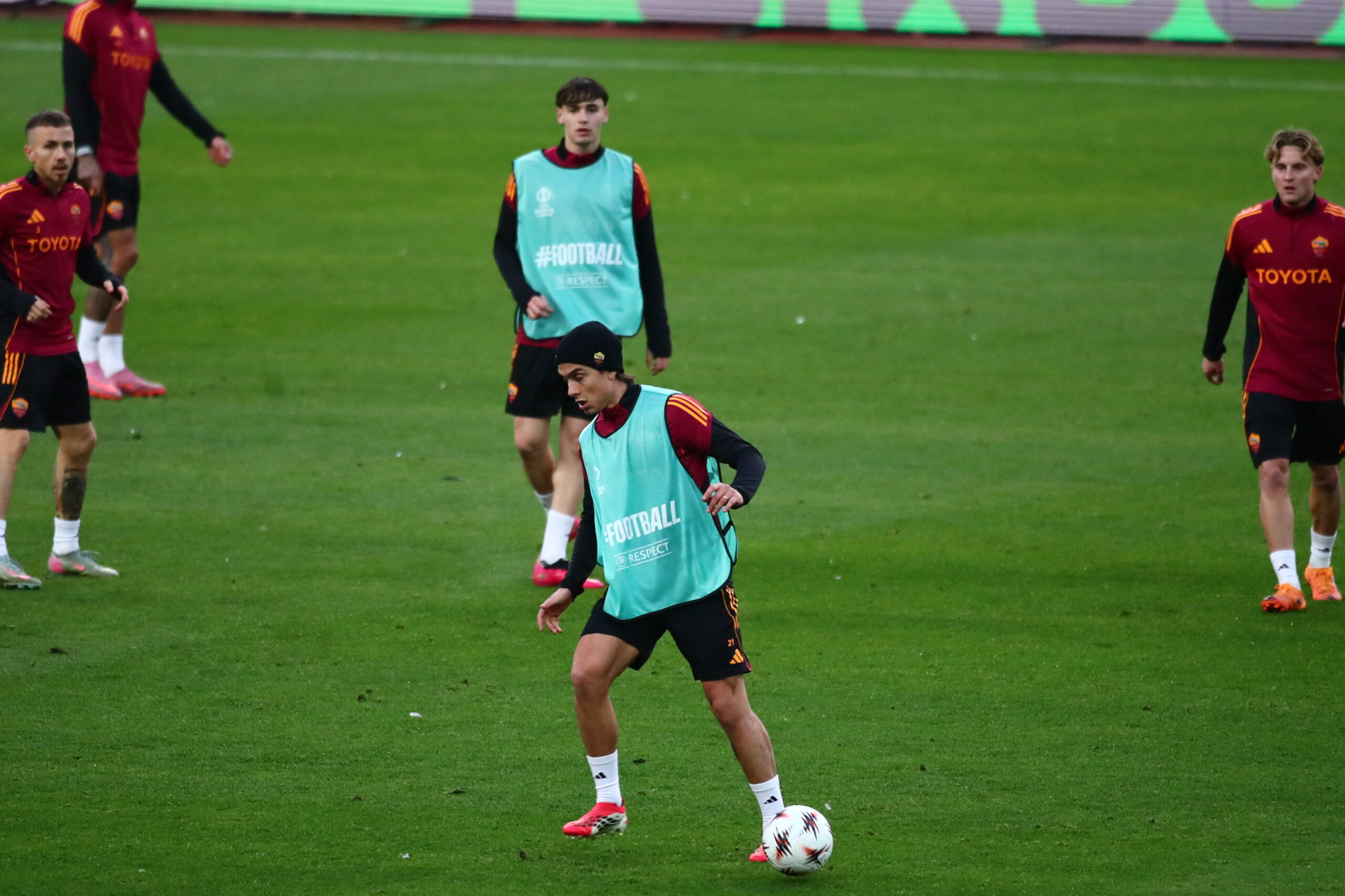 Corriere dello Sport: Το ΟΑΚΑ είναι χάος με γερανούς και κλειστές εξέδρες