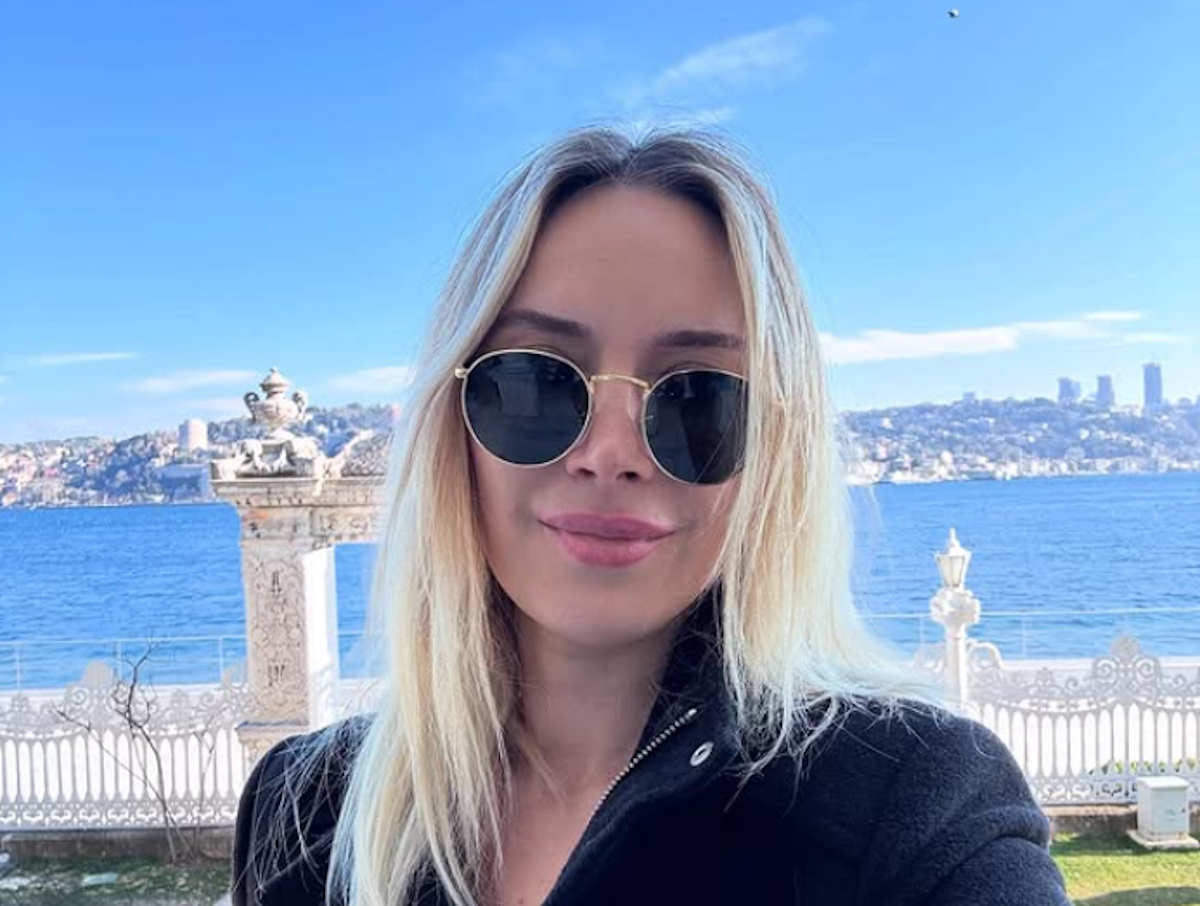 Ντεριά Τσαϊργκάν: Ποια είναι η βολεϊμπολίστρια που εμπλέκεται σε υπόθεση ναρκωτικών και φημολογείται ως σύντροφος του Εκρέμ Ιμάμογλου