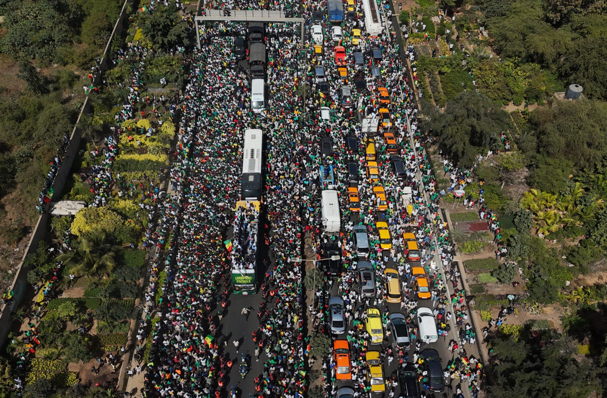 Σενεγάλη: Το Ντακάρ «πλημμύρισε» στην υποδοχή των θριαμβευτών του Copa Africa