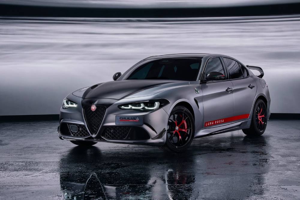 «Φτερωτή» ανανεωμένη Alfa Romeo Giulia Quadrifoglio Luna Rossa 18 special-alfa-romeo-giulia-quadrifoglio-luna-rossa- (11)