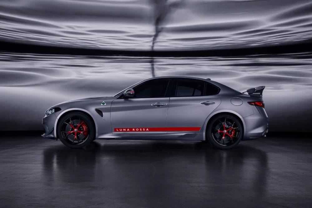 «Φτερωτή» ανανεωμένη Alfa Romeo Giulia Quadrifoglio Luna Rossa 19 special-alfa-romeo-giulia-quadrifoglio-luna-rossa- (12)