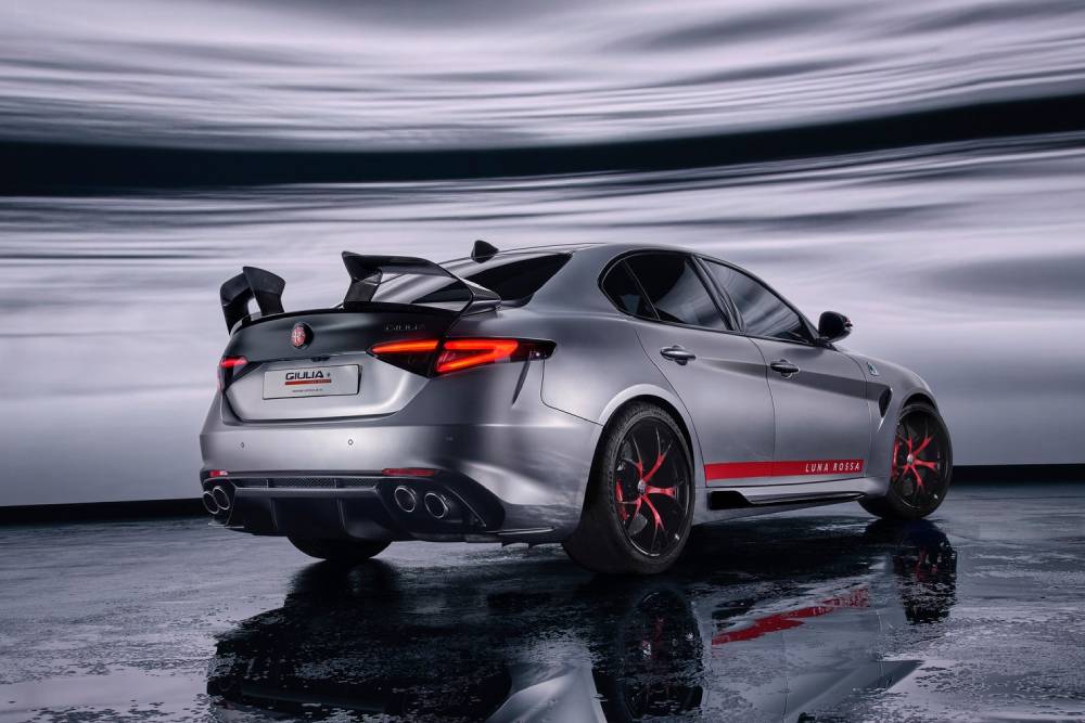 «Φτερωτή» ανανεωμένη Alfa Romeo Giulia Quadrifoglio Luna Rossa 20 special-alfa-romeo-giulia-quadrifoglio-luna-rossa- (13)