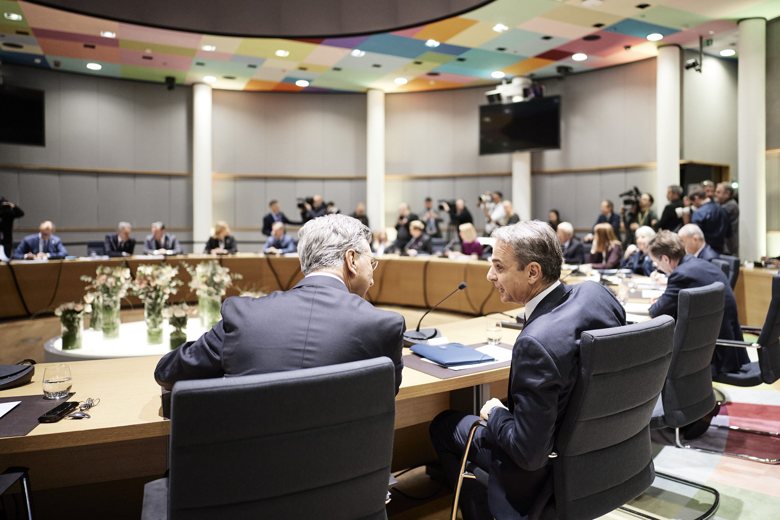 Ευρωπαϊκό Συμβούλιο: Οι αποφάσεις και τα μηνύματα της Ε.Ε. προς ΗΠΑ για εμπορικές σχέσεις, Γροιλανδία και Συμβούλιο Ειρήνης – Η πρόταση του Μητσοτάκη