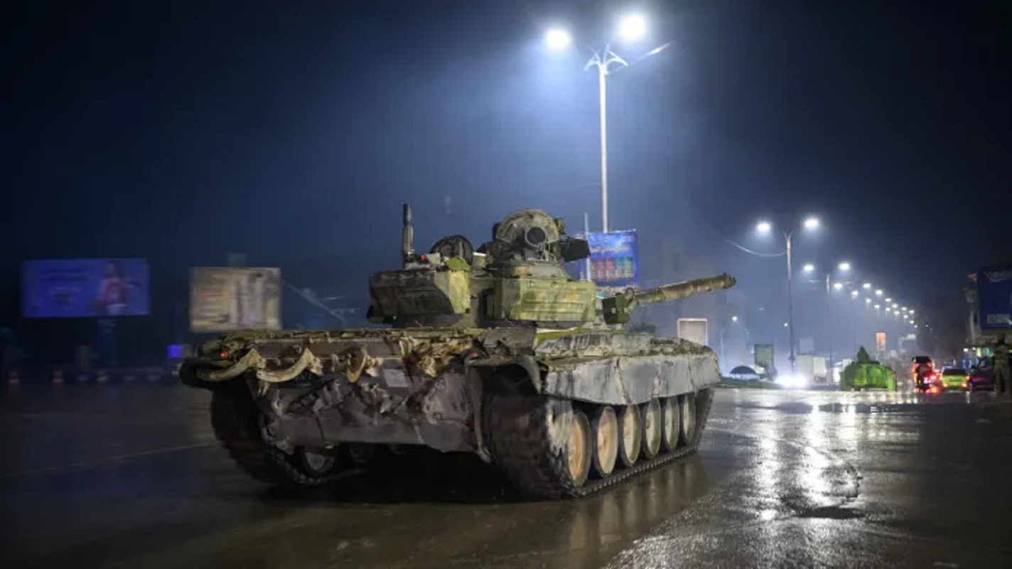 Συρία: Ο στρατός πλήττει κουρδικές περιοχές στο Χαλέπι – Ζητά από τους μαχητές να παραδοθούν