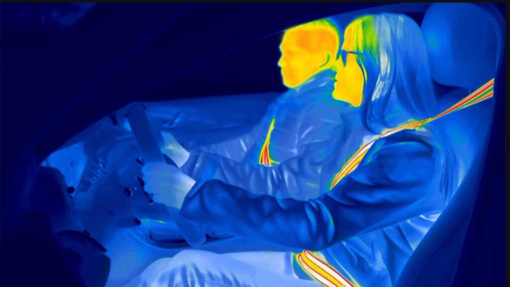 Αισθάνεσαι κρύο; Δοκίμασε θερμαινόμενη ζώνη στη νέα Mercedes S-Class 4 Θερμαινόμενες ζώνες ασφαλείας