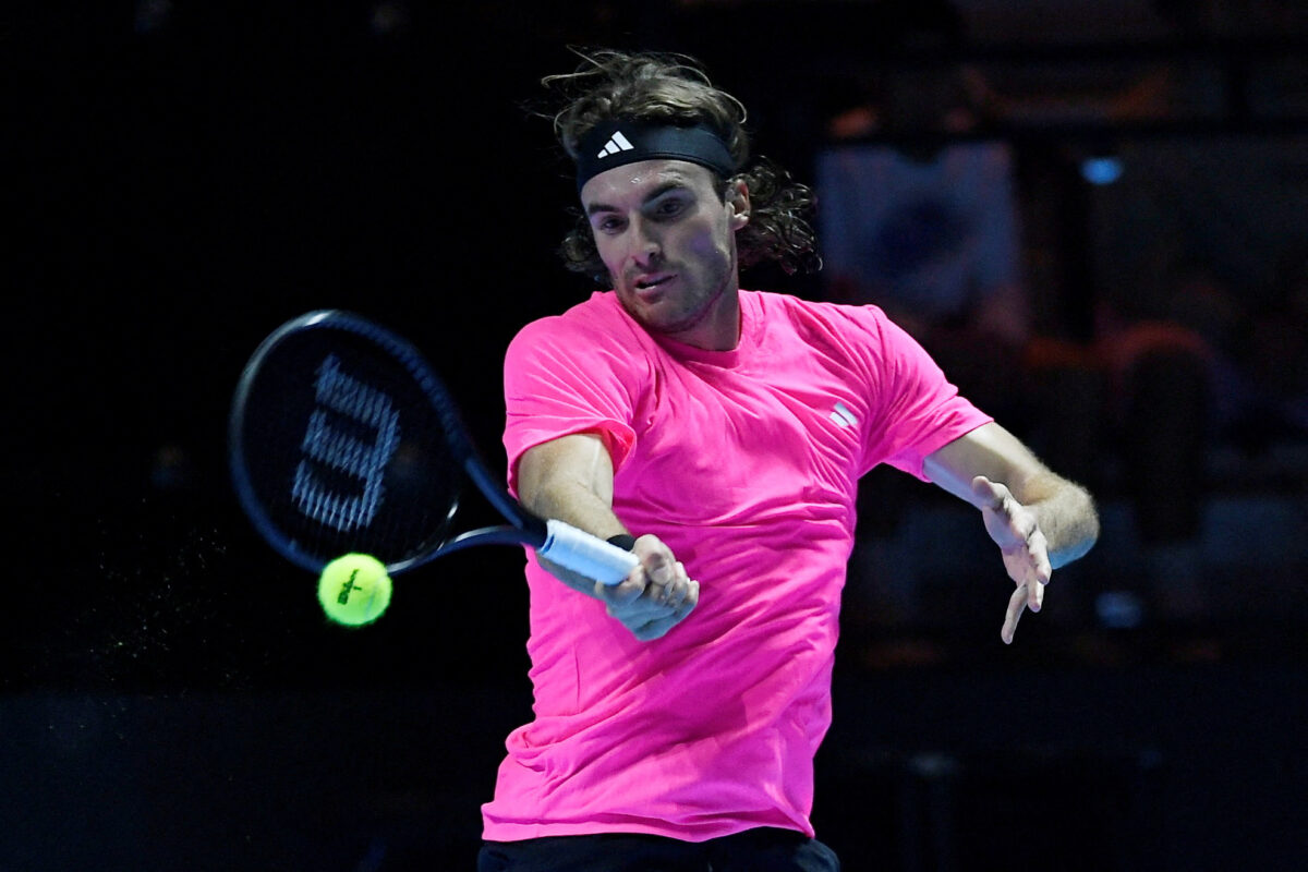 tsitsipas-5-1200x800