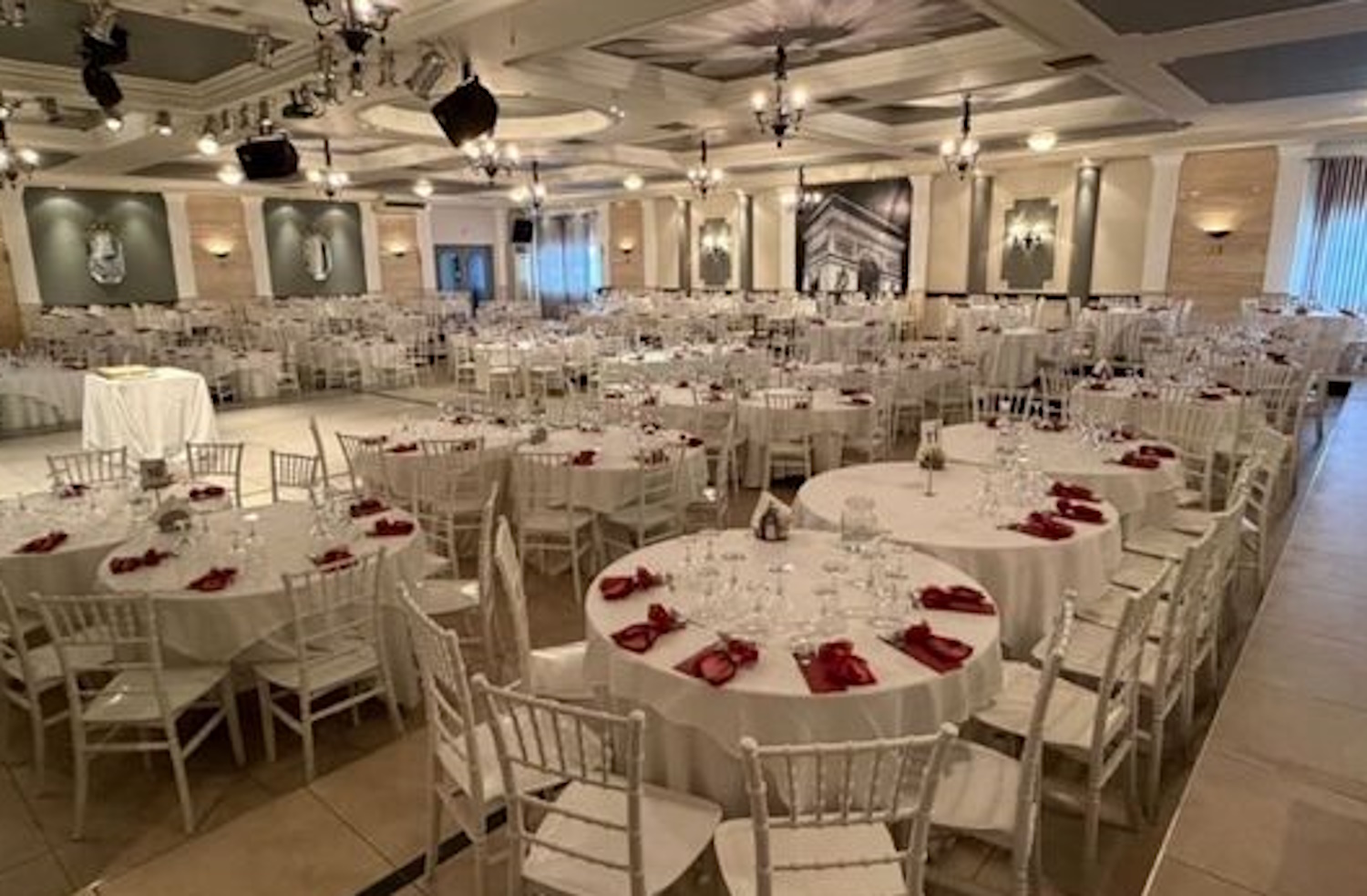 Δραματική εξέλιξη στο εργοστάσιο «Βιολάντα»: Από τη χαρά στο πένθος – 30 άτομα θα ήταν στη βάρδια αν δεν υπήρχε η κοπή της πίτας τη νύχτα της έκρηξης